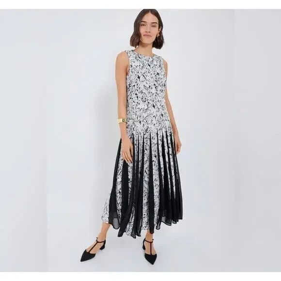 Tuckernuck NEW Gray Gardens Andi Floral Pleated Formal Maxi Dress Size 2